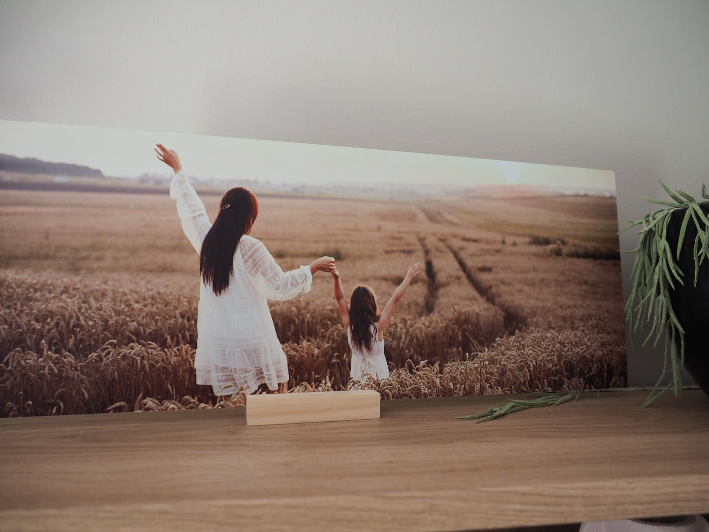 Wooden Display Stand for Kaieda Metal Prints