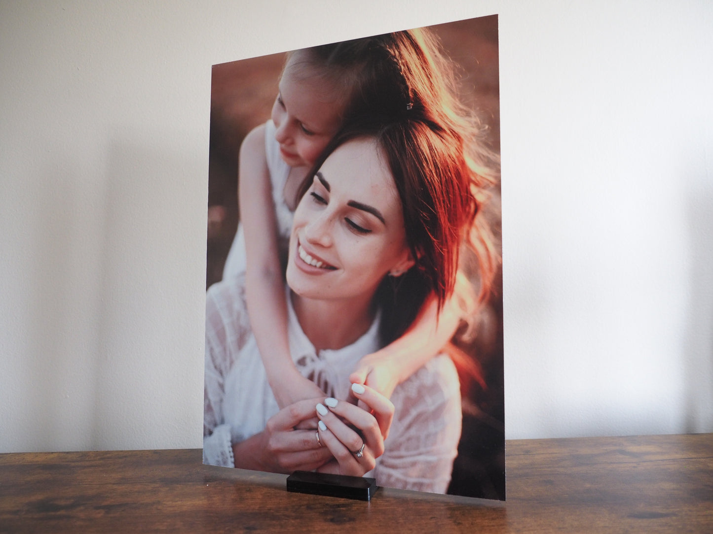 Black Acrylic Display Stand for Metal Prints